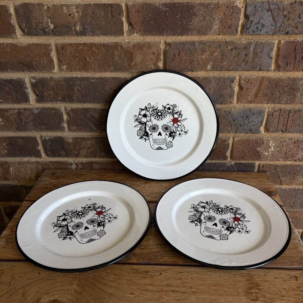 VTG La Mexicana US Enamel White Dia de Los Muertos Skull Dinner Plate Set of 3